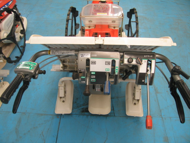 中古】 クボタ 歩行型田植機 施肥機付 SP-2HDF - 北澤機械店